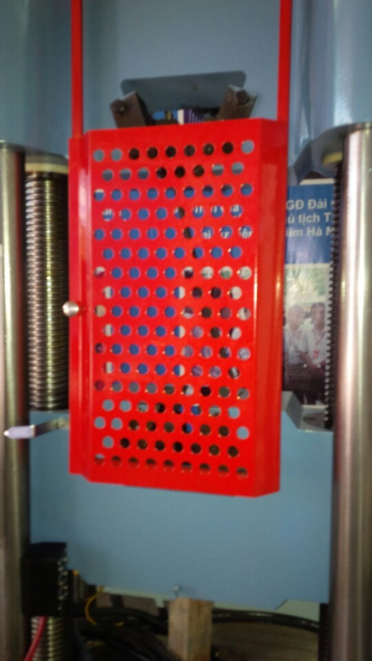 máy kéo thép 100 tấn