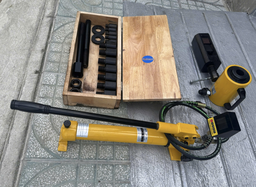 Bộ thí nghiệm kéo nhổ thép cấy chờ