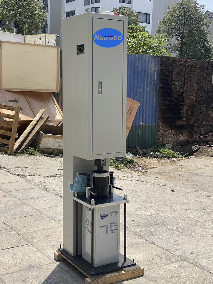 Máy đầm Marshall tự động