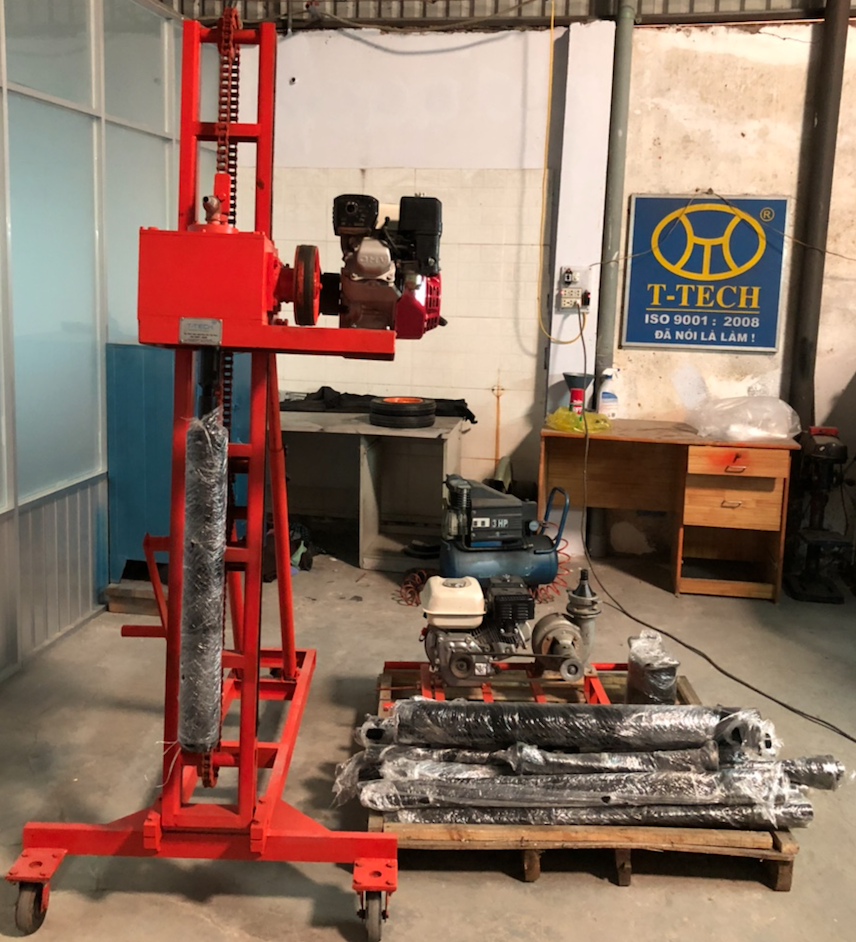 Máy khoan đa năng