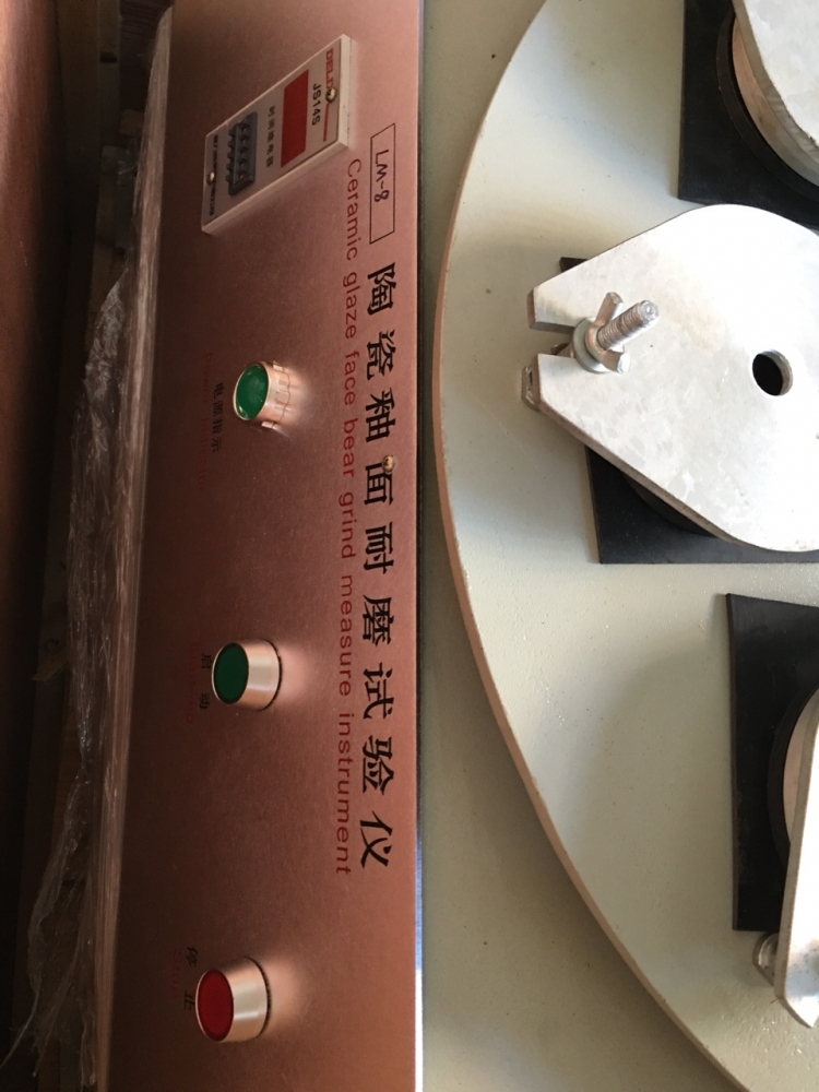 Máy mài mòn gạch men