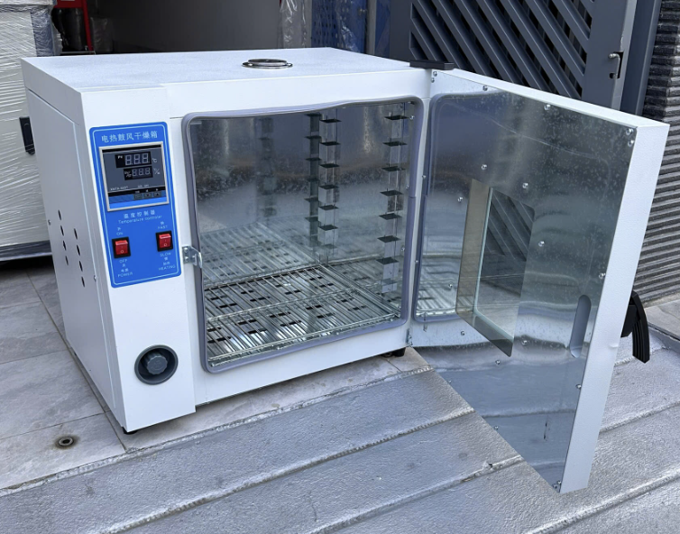 Tủ sấy đối lưu