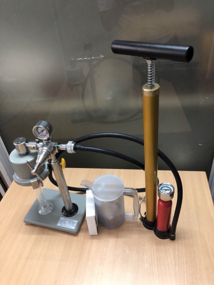 Bộ thí nghiệm bentonite