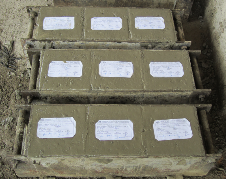 khuôn đúc mẫu bê tông 150mm kép 3