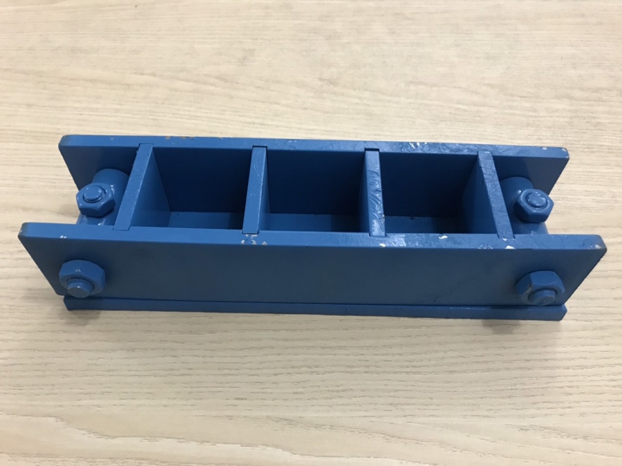 khuôn đúc mẫu vữa 70,7 mm